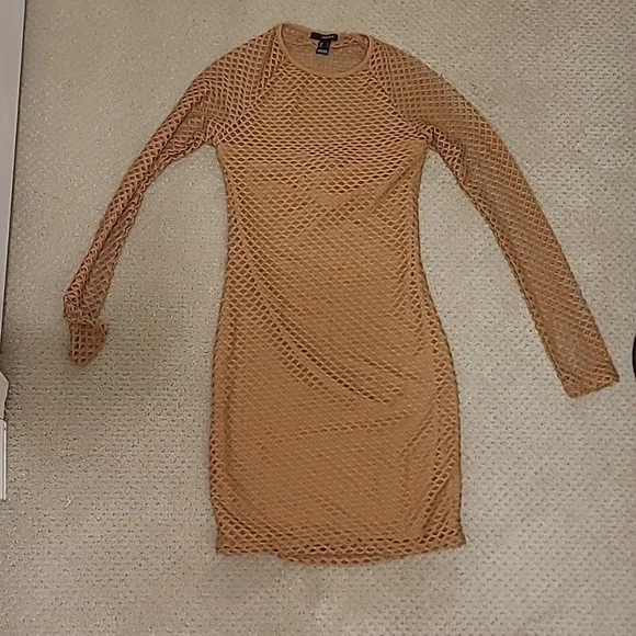 Dress - Picture 2 of 2